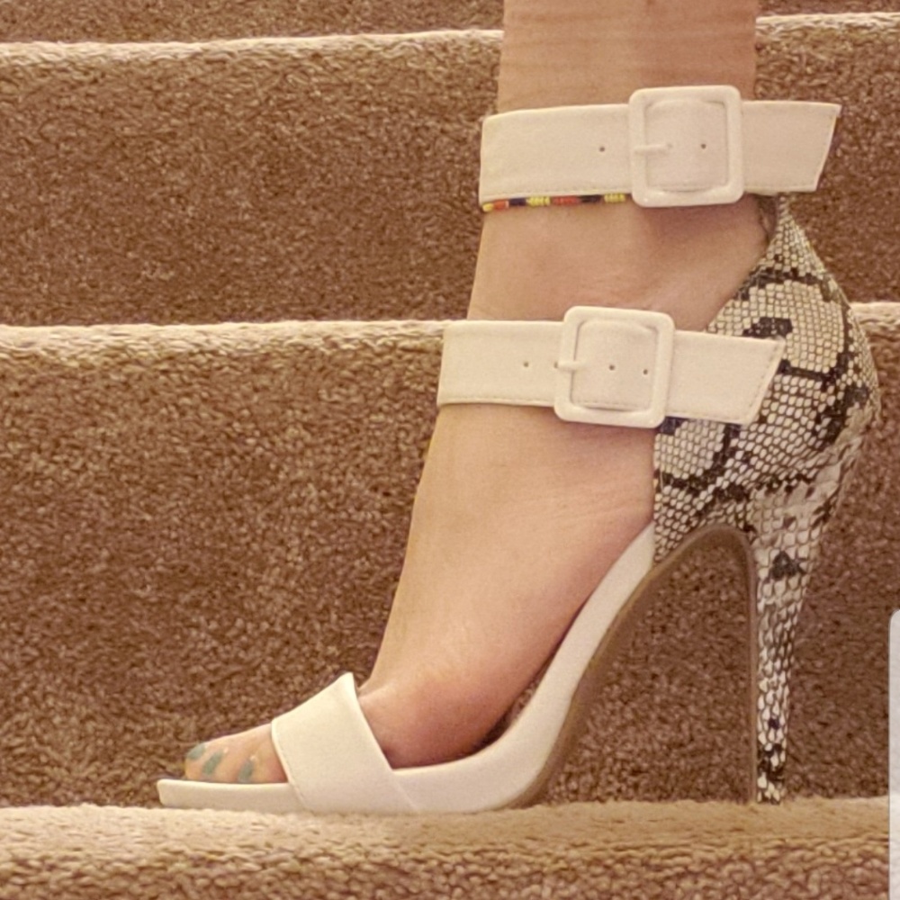 High heels sandals